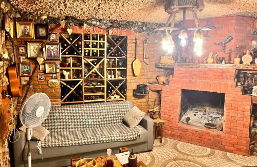 Kutaisi House | Guest House Giorgi & Lukas Cellar