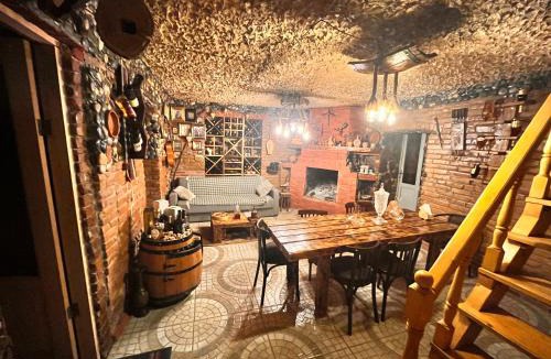 Kutaisi House | Guest House Giorgi & Lukas Cellar