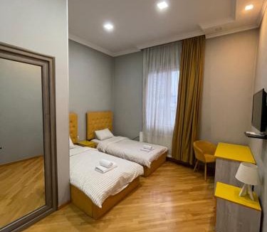 Tbilisi Villa | Villa with yard in the center