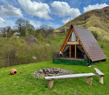 Roshka Hotel | Cottages in Chirdili
