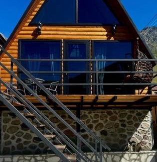 Stepantsminda Ski Chalet | Edelweiss Cottage Kazbegi Mountain Views Near Gergeti