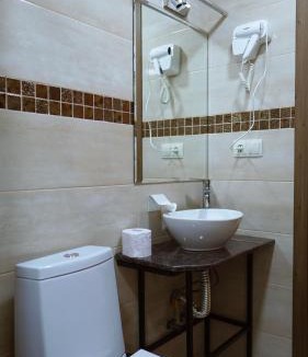 Stepantsminda House | Archil and Nino Gigauri Guest House