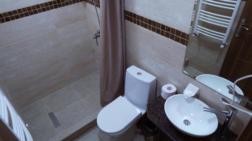 Stepantsminda House | Archil and Nino Gigauri Guest House