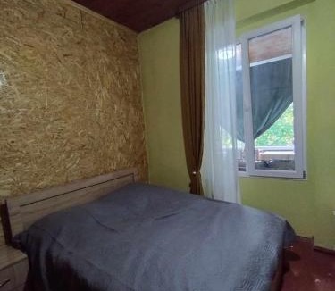 Glola House | guest house udziro