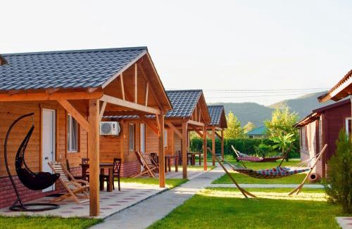 Kvemo Alvani Villa | Finca Idoize Camping Hotel