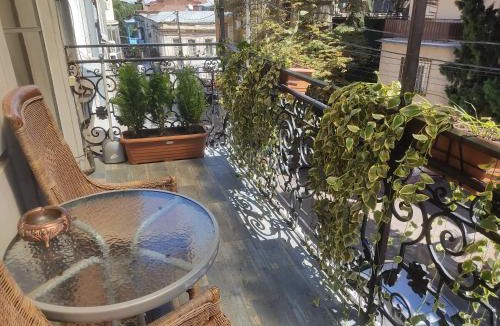 Tbilisi City Centre Apartment | Lado Asatiani Apartment