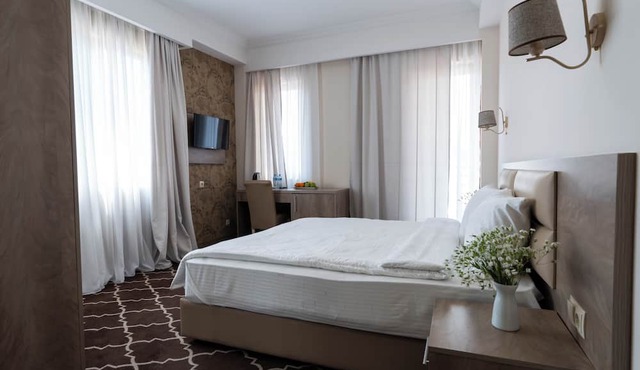 Gallery Inn Old Tbilisi