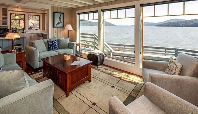 Orcas Island, Juniper House #212 in Eastsound