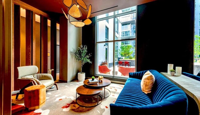 Modern Clarendon Apt Close to Metro in Arlington