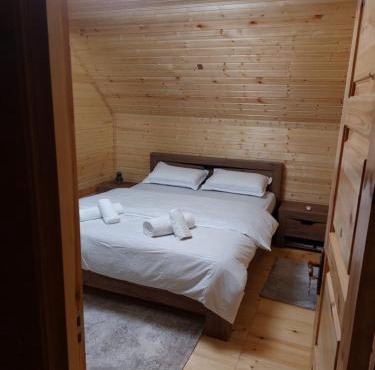Kinchkha cottage Fshuqebi - კინჩხის კოტეჯი ფშუქები