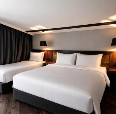 Lens Design Hotel