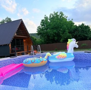 Cottage Orion
