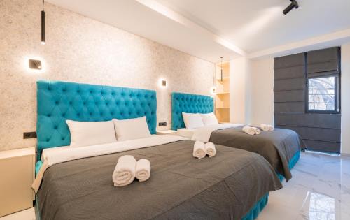 Luxury X ApartHotel