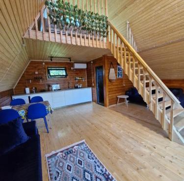 Cozy Cottage A