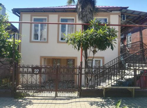 Mano's Guest House